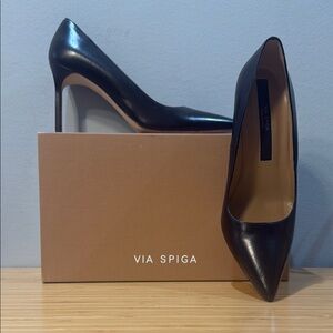 Via Spiga Black Heels with Pointed Toe and Stiletto
